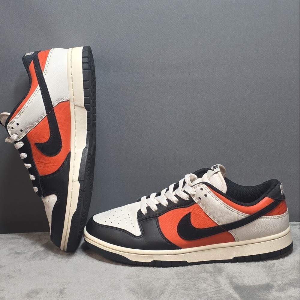 Size 9.5 - Nike Dunk Low Vintage Coral